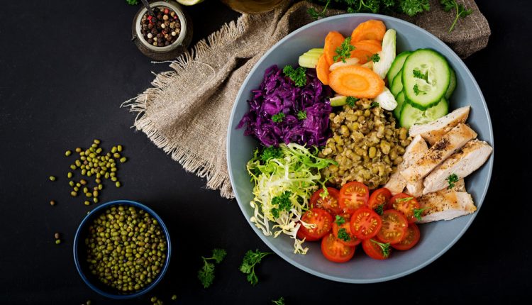 تغذیه مناسب برای قبل و بعد از ورزش کردن