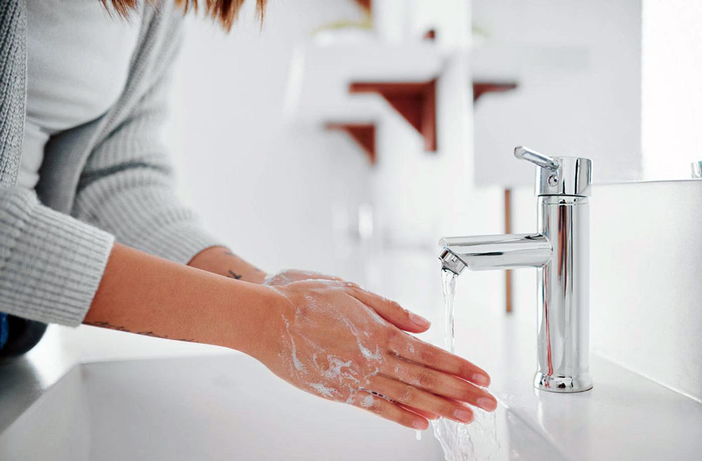 چگونه شستن دست‌ها می‌تواند شما را سالم نگه دارد